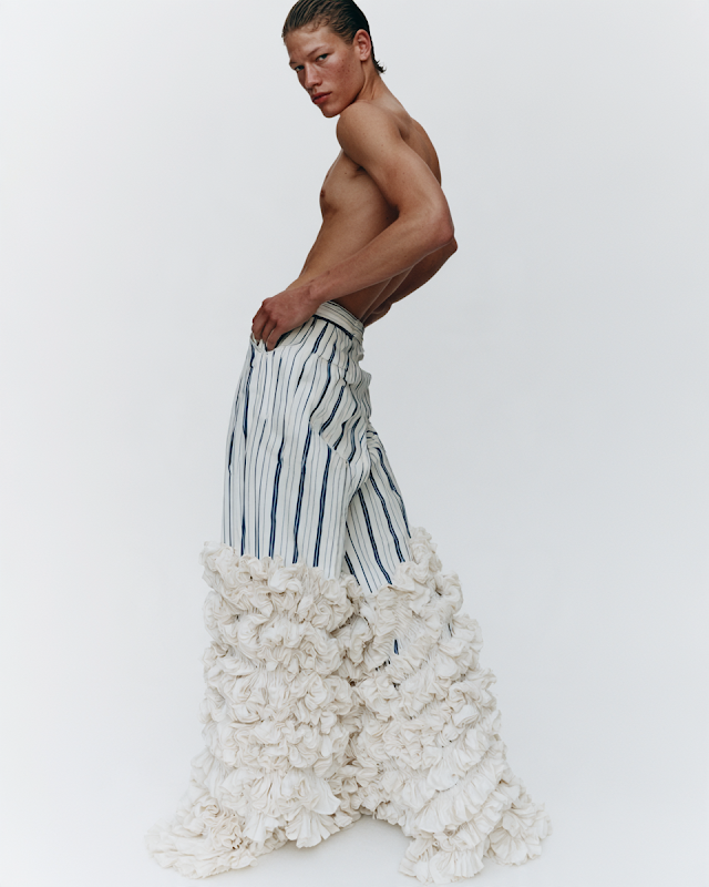 Androgynous Fashion Editorial: Striking Textures and Styles