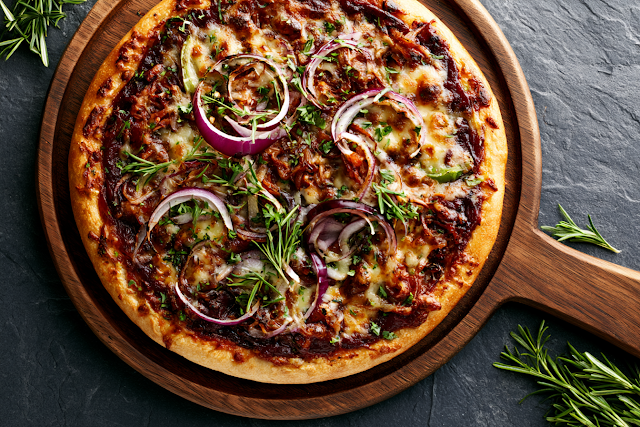 Delicious BBQ Pizza with Fresh Vegetables