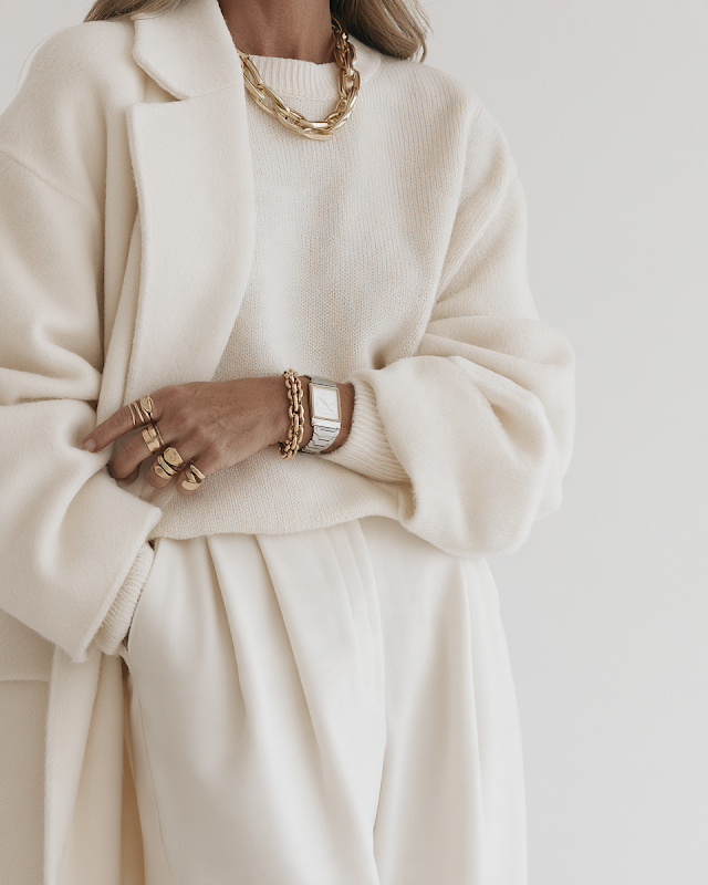 Luxurious Cream Fashion Ensemble