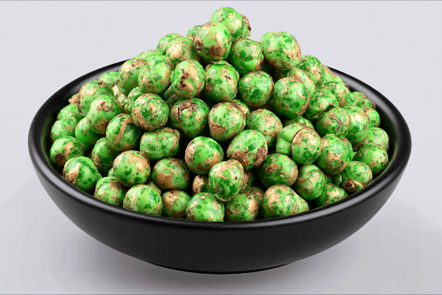 Roasted Green Peas in Matte Black Bowl